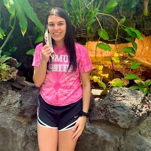 Meet your Posher, Lindsey